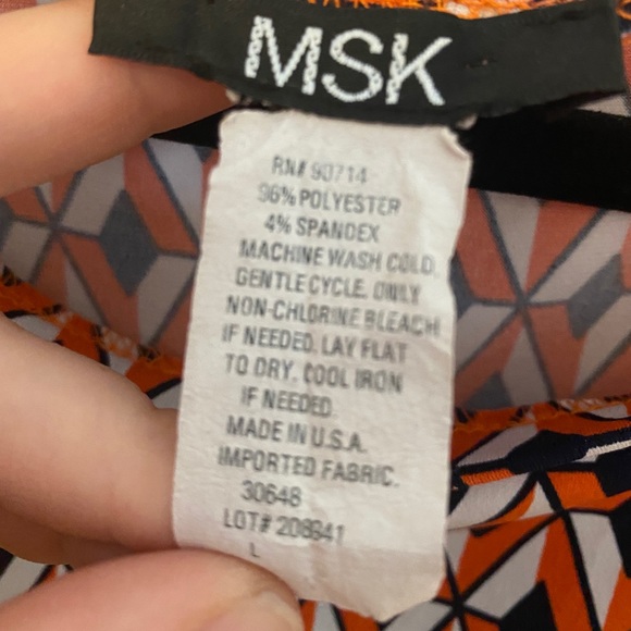 Orange geometric wrap dress size large - Picture 4 of 4